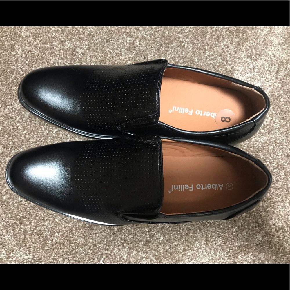Brand new men’s dress shoes! 👞